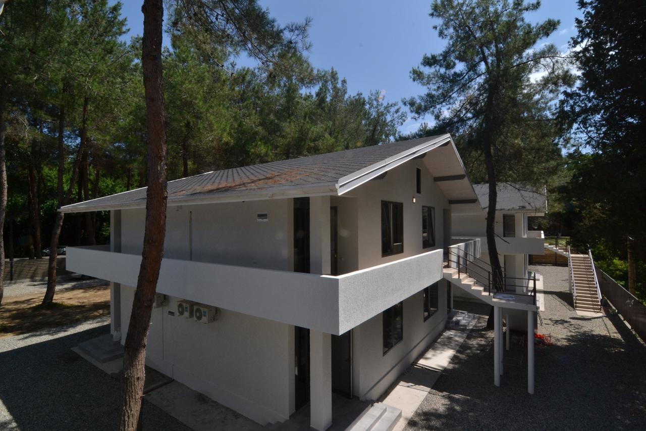 Hotel Apra Pizunda Exterior foto