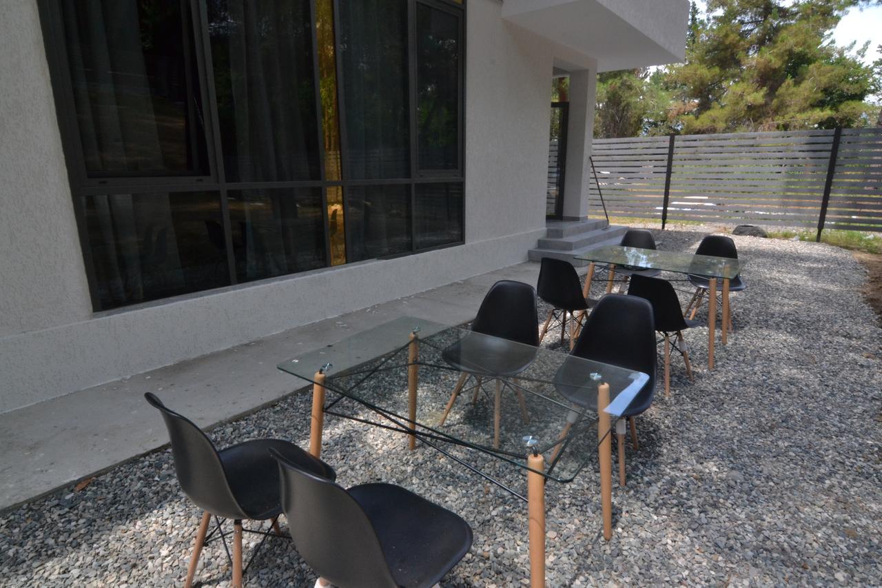Hotel Apra Pizunda Exterior foto